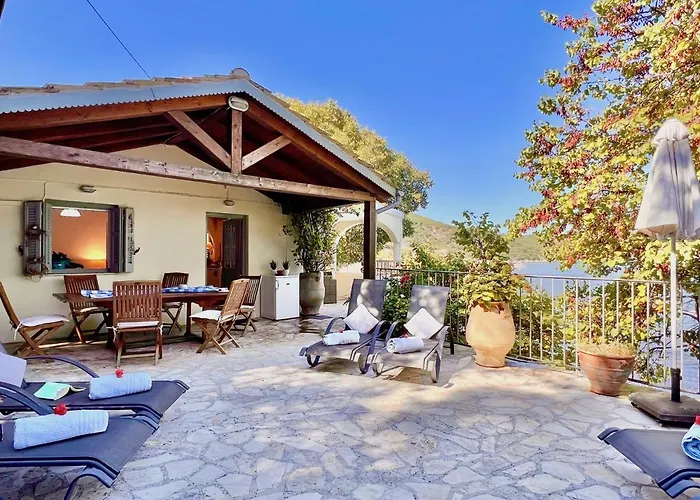 فيلة Beachfront House By Dadovillas
