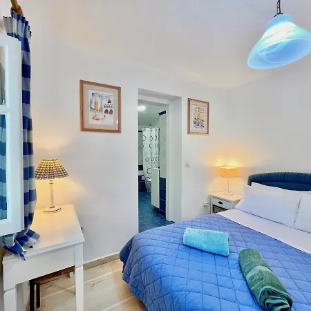 Beachfront House By Dadovillas * Apraos