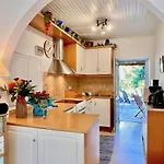 Beachfront House By Dadovillas *